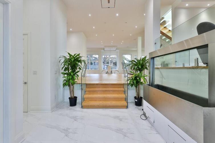 Executive Room In Toronto Next To Yorkdale Shopping Centre Luaran gambar
